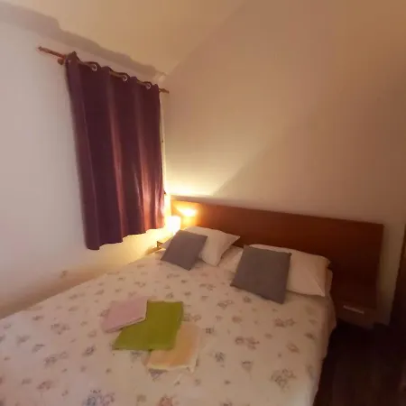 Apartment Ratka *